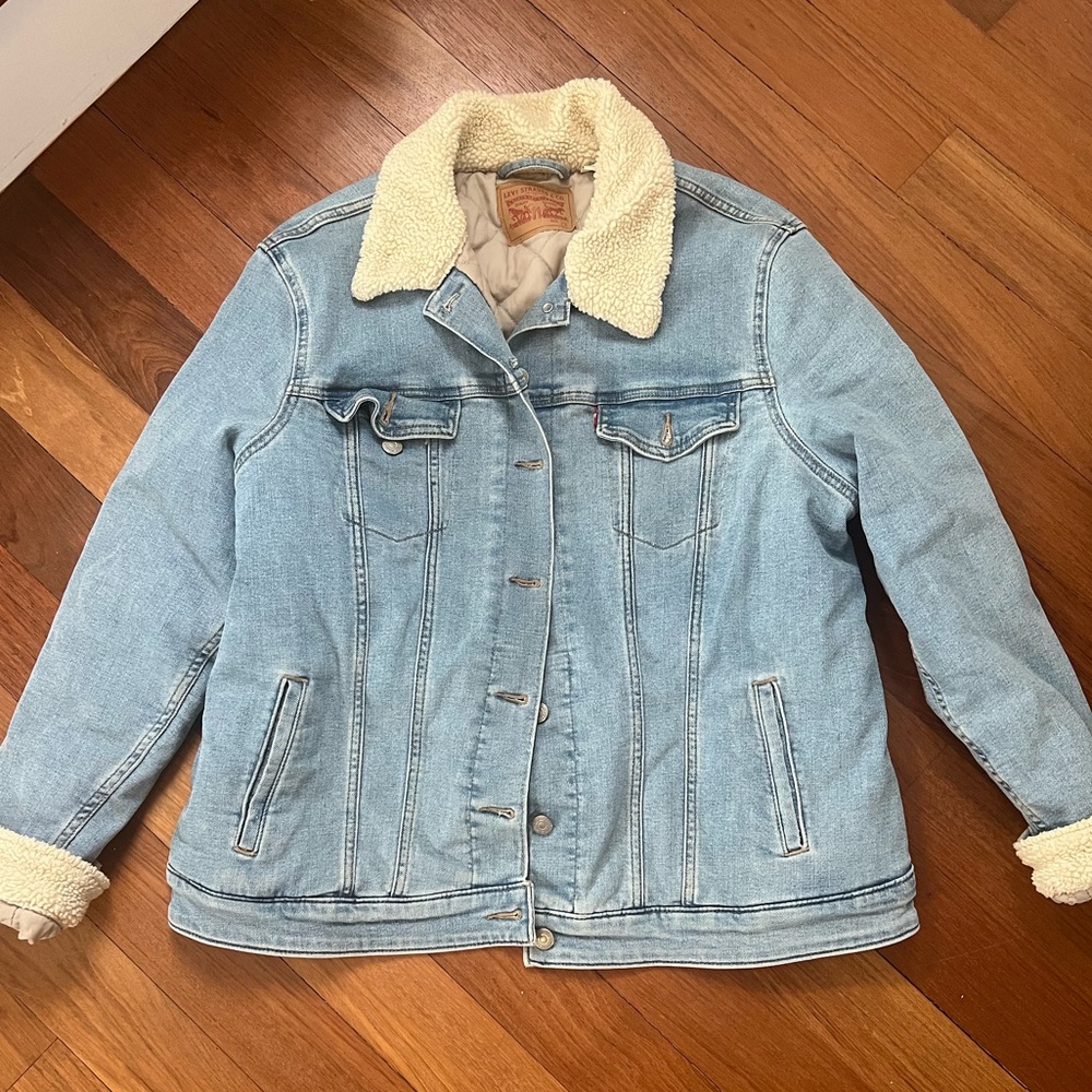 Levi’s Women’s Denim Sherpa and Insulation-Lined Jacket